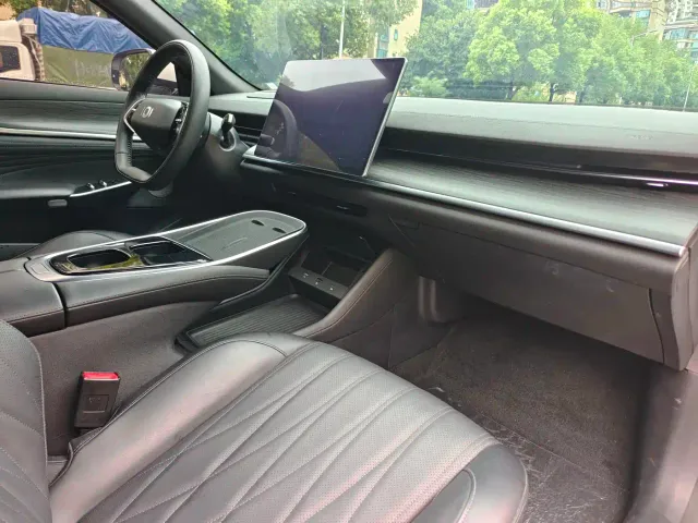 Changan Qiyuan A07 — Фото автомобиля 14