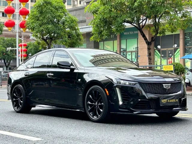 Cadillac CT5 — Фото автомобиля 3