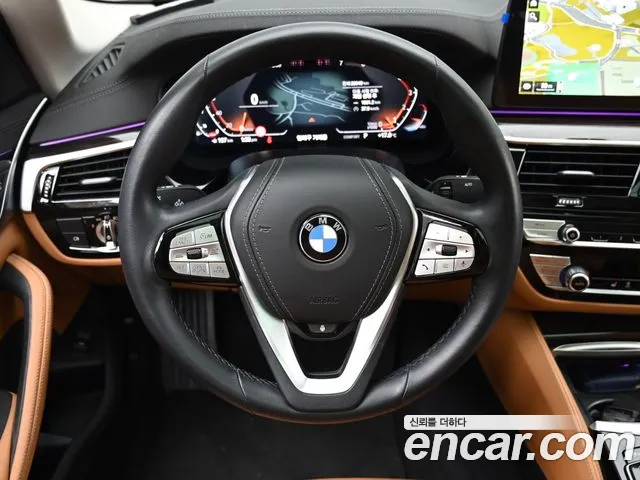 BMW 5 Series G30 — Фото автомобиля 13