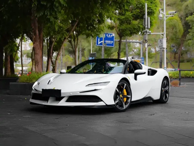 Фотография автомобиля — Ferrari SF90