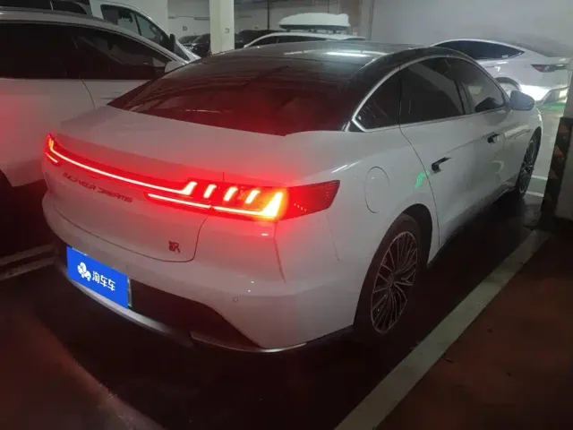 BYD Han — Фото автомобиля 3