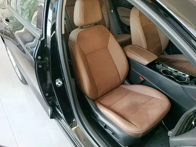 Buick Regal — Фото автомобиля 24