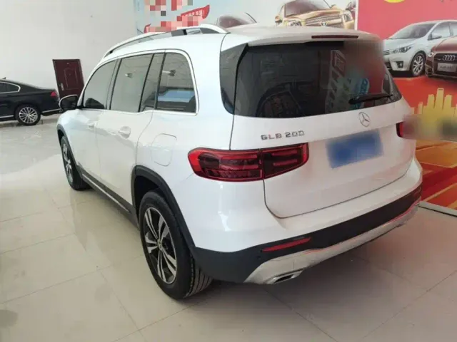Mercedes-Benz GLB-Class — Фото автомобиля 4