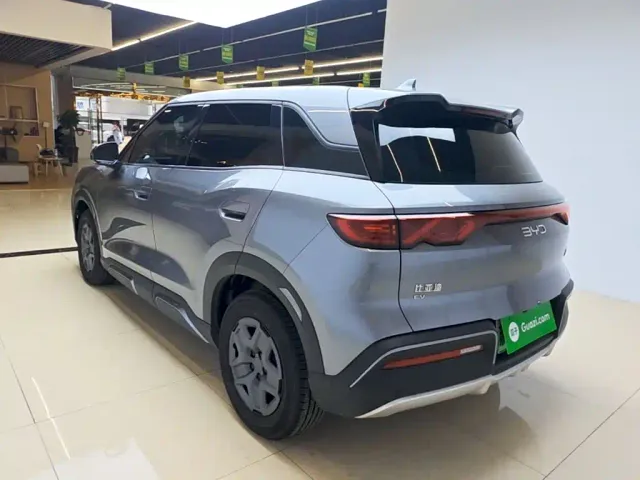 BYD Yuan UP — Фото автомобиля 4