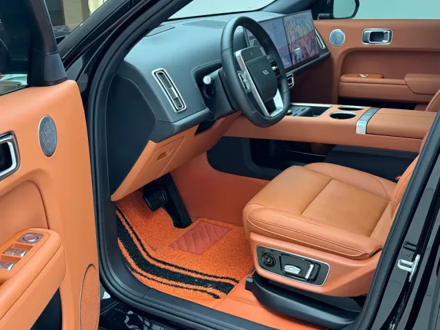 Li Auto L7 — Фото автомобиля 8