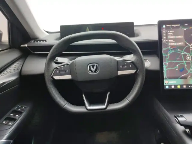 Changan Eado — Фото автомобиля 15
