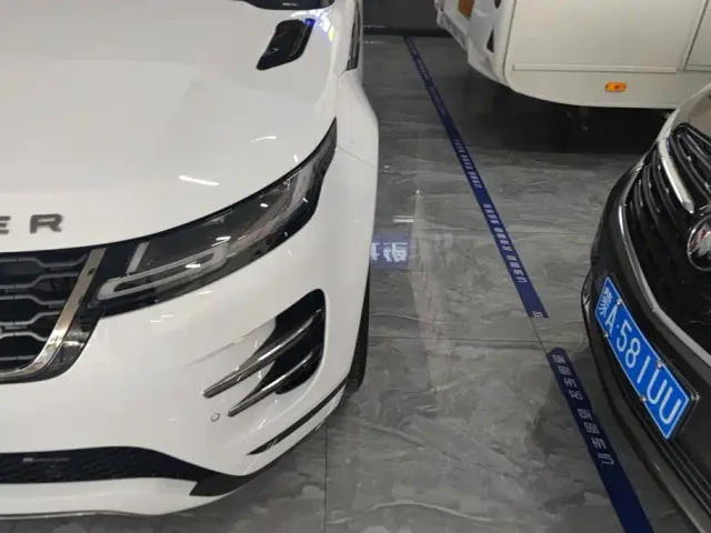 Land Rover Range Rover Evoque — Фото автомобиля 5