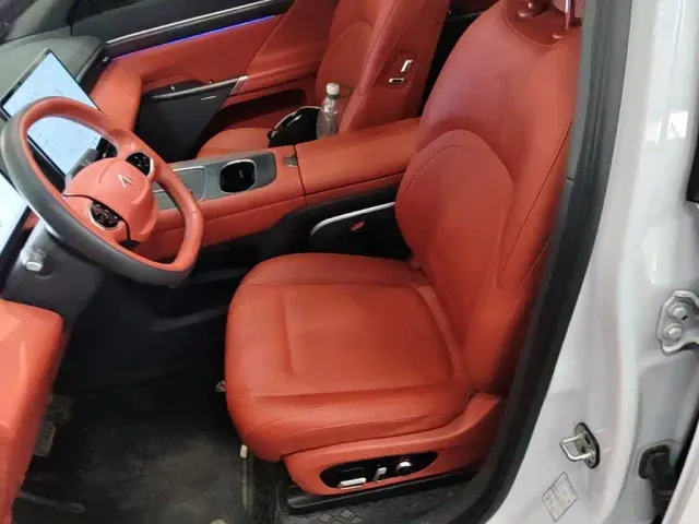 Dongfeng eπ 008 — Фото автомобиля 14
