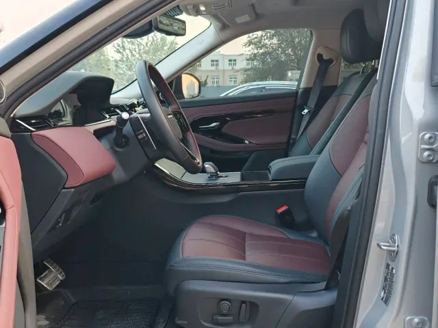 Land Rover Range Rover Evoque — Фото автомобиля 7