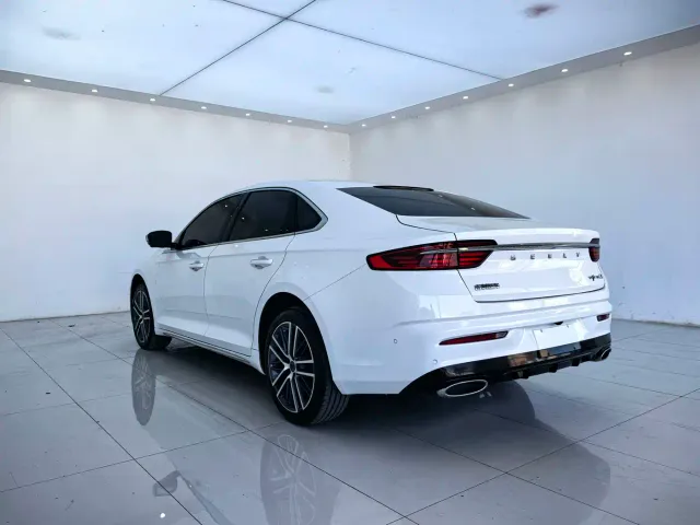 Geely Xingrui — Фото автомобиля 10