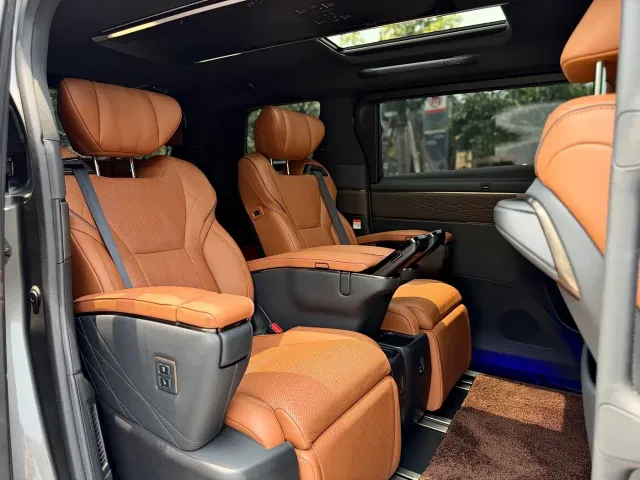 Toyota Vellfire — Фото автомобиля 22