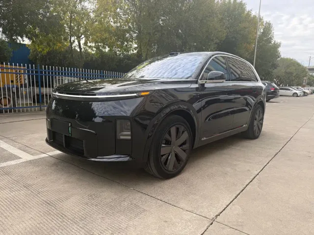 Фотография автомобиля — Li Auto L8