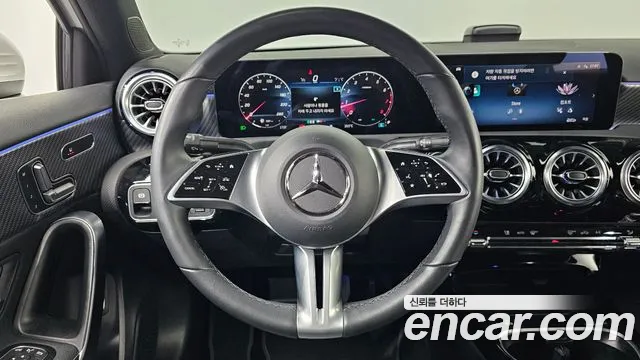Mercedes-Benz A-Class — Фото автомобиля 13