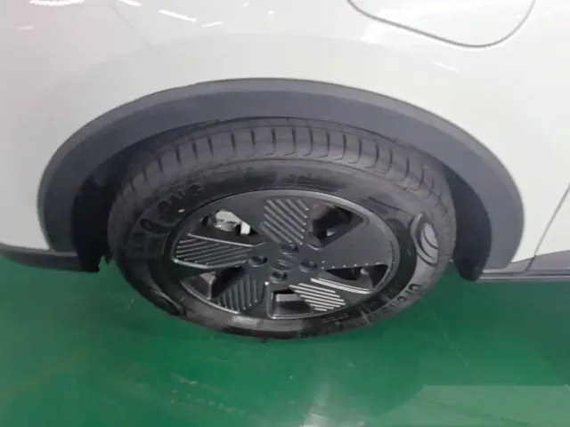 Geely Geometry E Firefly — Фото автомобиля 22