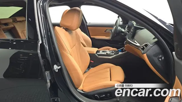 BMW 3 Series — Фото автомобиля 12