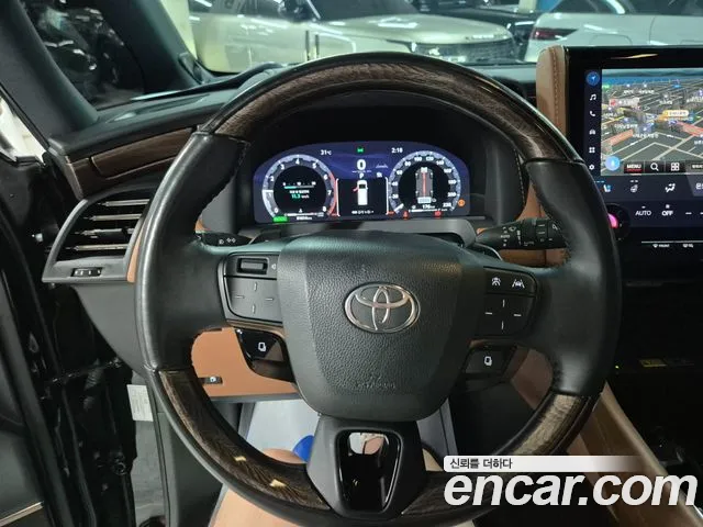 Toyota Alphard Generation 4 — Фото автомобиля 14