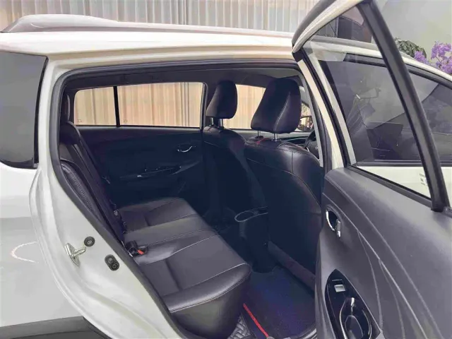 Toyota YARiS L Zhi Xuan — Фото автомобиля 12