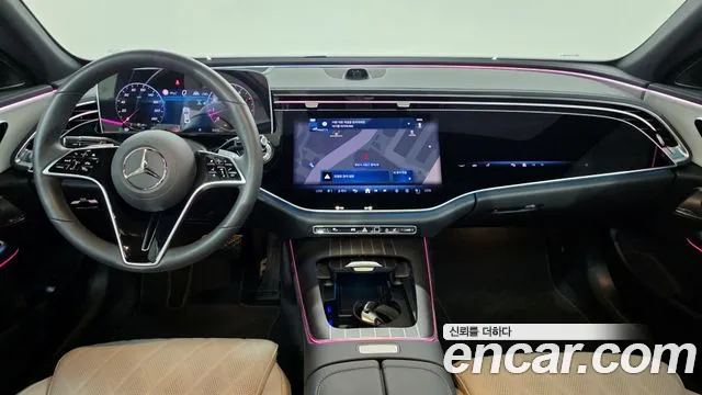 Mercedes-Benz E-Class — Фото автомобиля 7