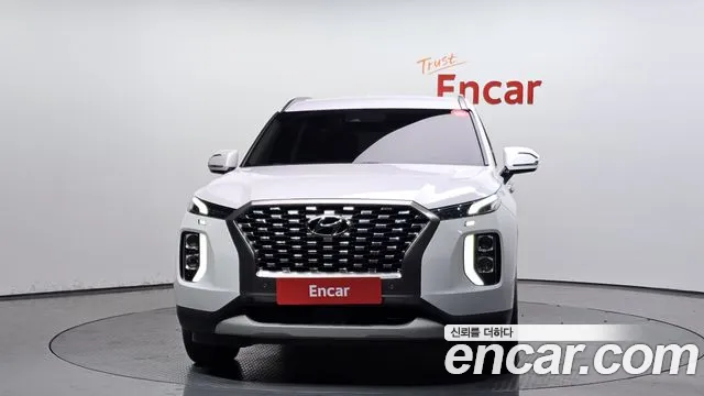 Hyundai Palisade Palisade Дизель 2.2 2WD — Фото автомобиля 3