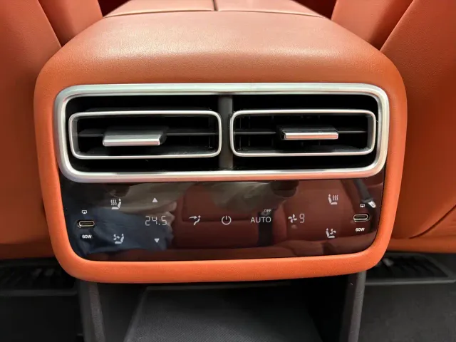 Li Auto L7 — Фото автомобиля 15