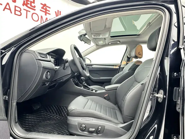 Skoda Superb — Фото автомобиля 4