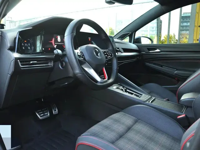 Volkswagen Golf GTI — Фото автомобиля 9