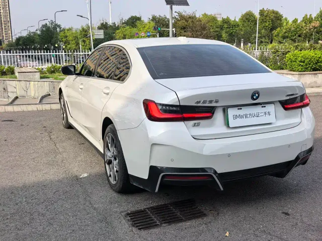 BMW i3 — Фото автомобиля 7