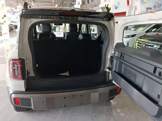 Baojun Yep Plus — Фото автомобиля 18