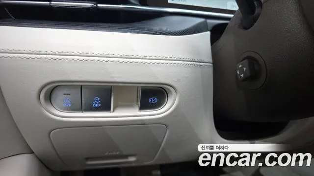 Genesis G90 Бензин 3.5 турбо AWD — Фото автомобиля 27