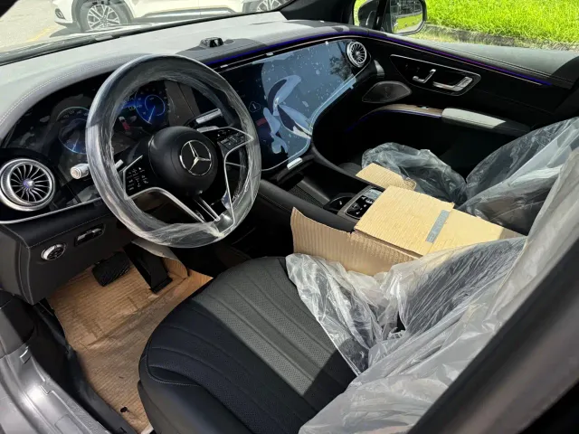 Mercedes-Benz EQS SUV — Фото автомобиля 8