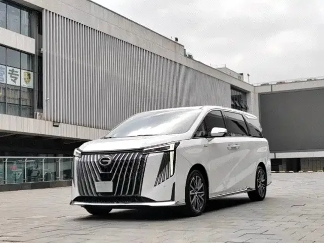 Фотография автомобиля — GAC Trumpchi M8