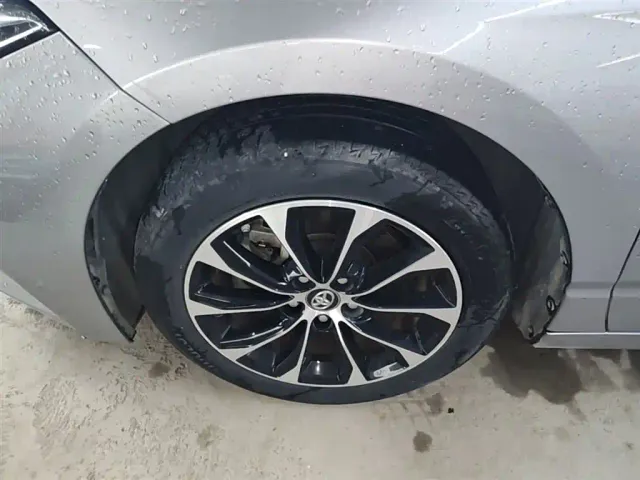 Toyota Avalon — Фото автомобиля 22