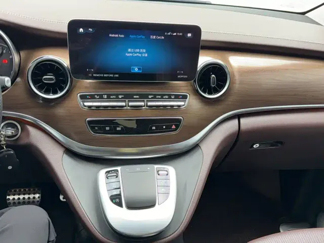 Mercedes-Benz V-Class — Фото автомобиля 5