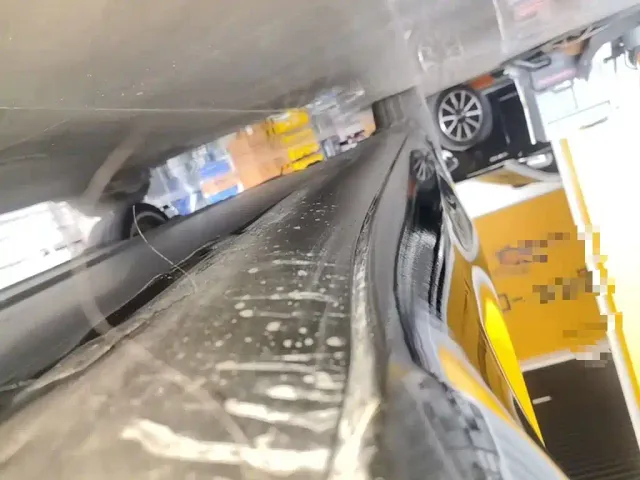 Tesla Model 3 — Фото автомобиля 20