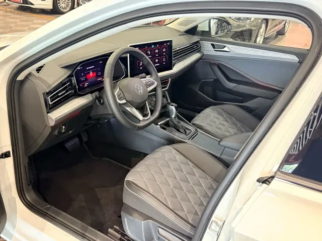 Volkswagen Sagitar — Фото автомобиля 17