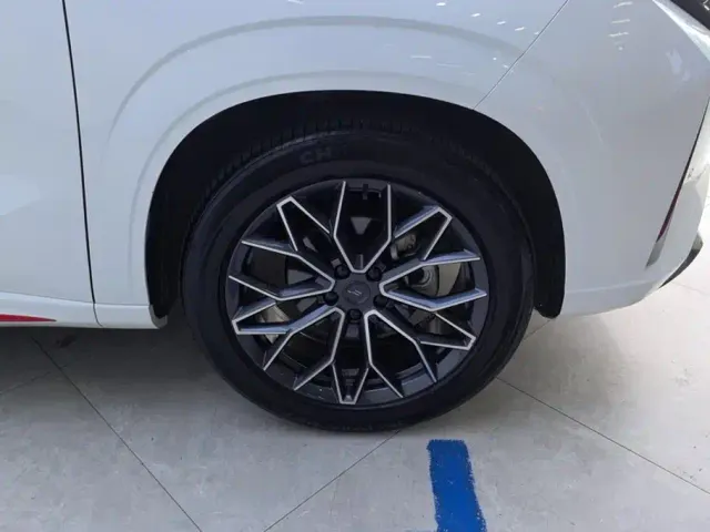 Changan Z6 — Фото автомобиля 6