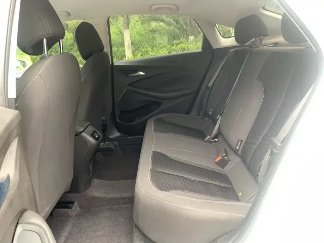 Buick Verano — Фото автомобиля 6
