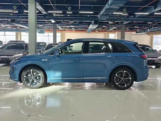 Shangjie SUV — Фото автомобиля 4