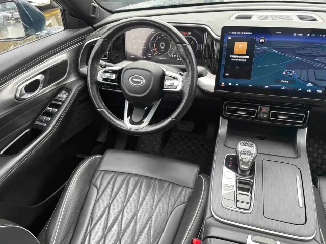 GAC Trumpchi GS8 — Фото автомобиля 15