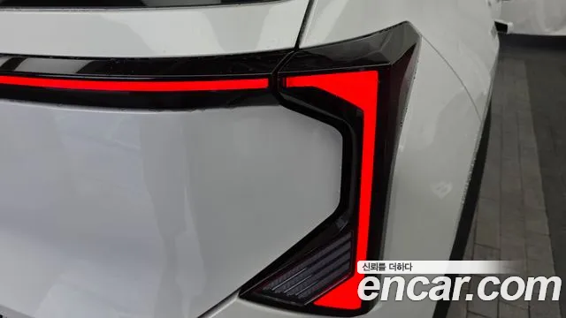 Kia Seltos Seltos 2 поколение Бензин 1.6T 2WD — Фото автомобиля 20