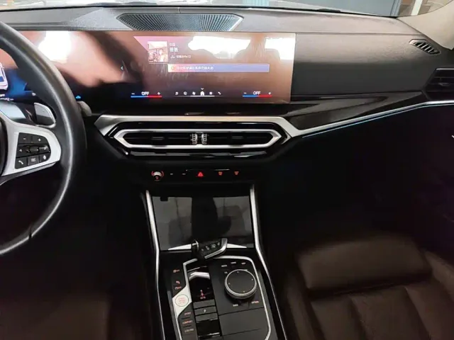 BMW 3 Series — Фото автомобиля 12