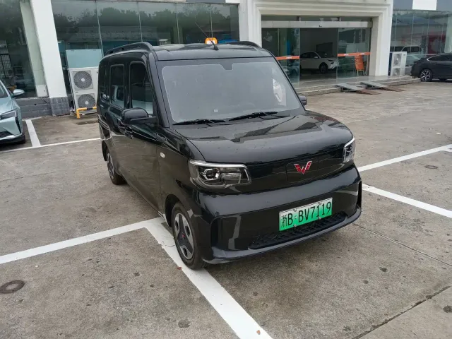 Wuling Motors Wuling Zhiguang NEV 2025 Model 305km Base Version — Фото автомобиля 3