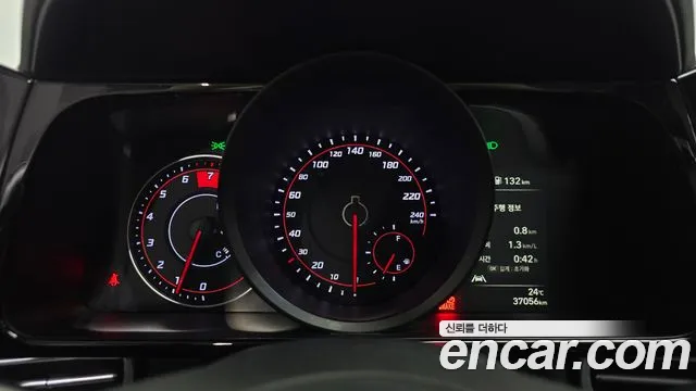 Hyundai Avante CN7 — Фото автомобиля 11