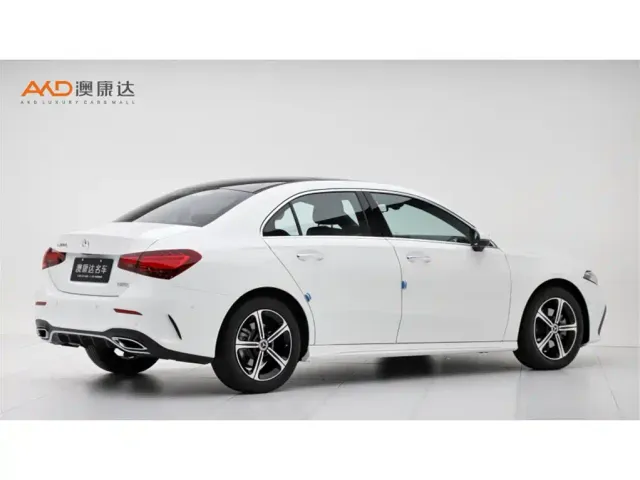 Mercedes-Benz A-Class — Фото автомобиля 3