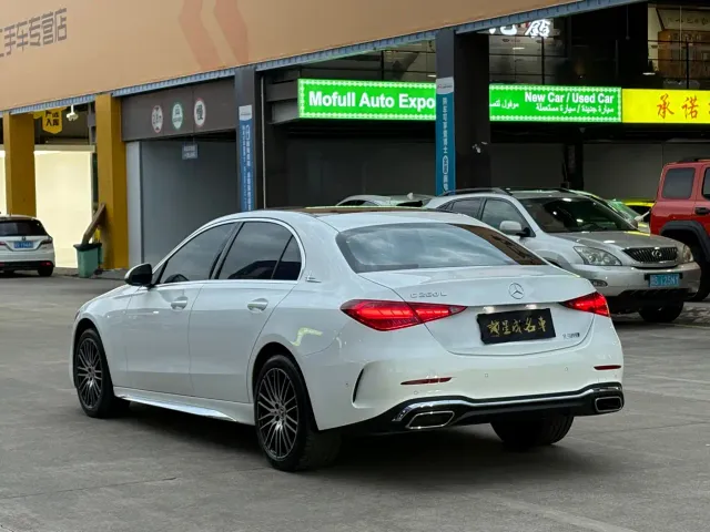Mercedes-Benz C-Class — Фото автомобиля 19
