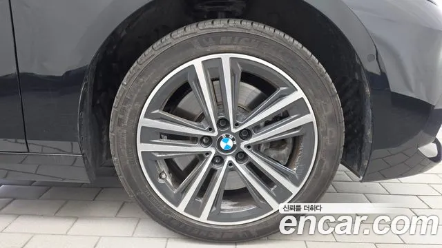 BMW 2 Series F44 — Фото автомобиля 6