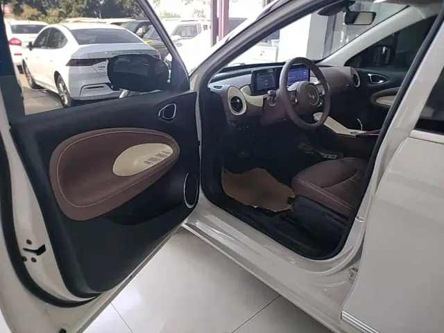 Wuling Bingo — Фото автомобиля 15