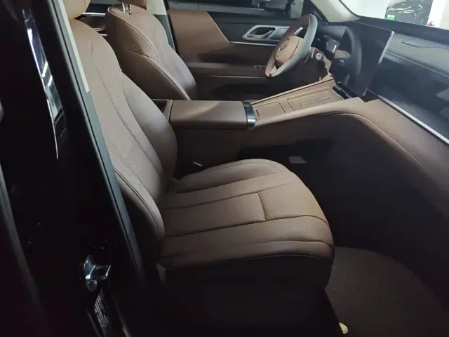 Wuling Starlight L — Фото автомобиля 8
