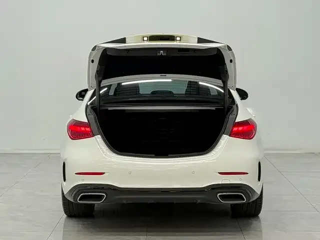 Mercedes-Benz C-Class — Фото автомобиля 11