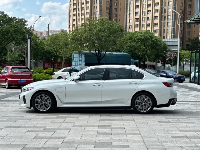 BMW i3 — Фото автомобиля 8